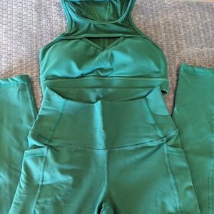 Buffbunny Luna Legging and Ambrosia Bra in Emerald Green